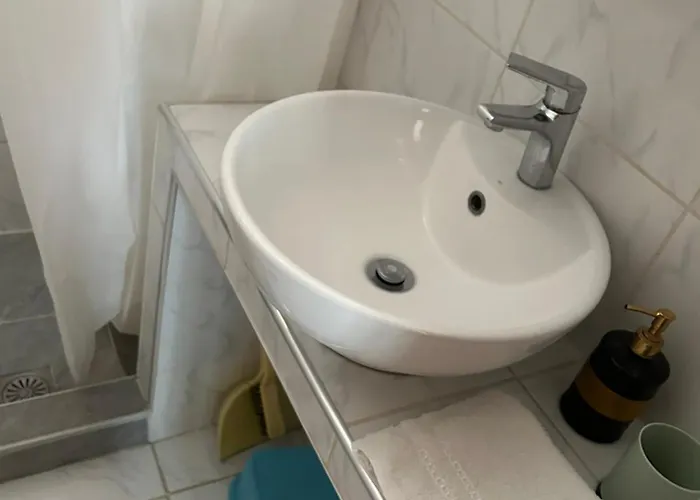 Apartamento Ano Poli 3 *