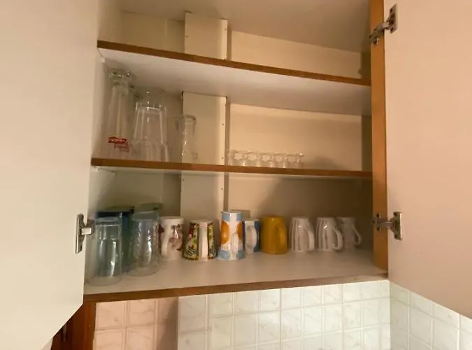 Apartman Ano Poli 3 *
